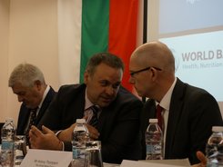 Екип от експерти на Световната банка представи данните от поръчаните от правителството проучвания на финансирането в здравната система, пазара на лекарства и спешната помощ