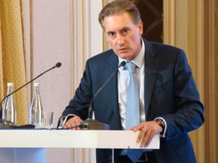 Днес министър д-р Петър Москов изнесе презентация пред КРИБ