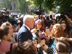 Зам.-министър Ваньо Шарков: Няма забавяне на деца нуждаещи се от финансиране на лечение