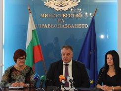 Фонд инвитро ще работи и с онкоболни жени    