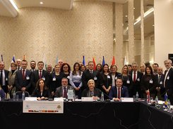 Употребата на вредни храни, алкохол, цигари и недостатъчното движение са сред основните проблеми при децата от Югоизточна Европа