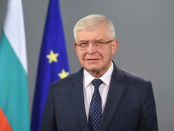 Кирил Ананиев, министър на здравеопазването, в интервю за "Неделя 150" 