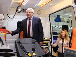 Кирил Ананиев: Първите две линейки, закупени по проекта за модернизация на спешната помощ, са предназначени за ЦСМП София