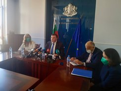 Министър Ангелов: Над четвърт милиард лева влизат в сектор „Здравеопазване“ до края на годината