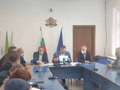Министър Ангелов: Болницата в Търговище разполага с 55 легла, оперативно могат да бъдат разкрити още 20, а оптималният вариант е за още 38 легла