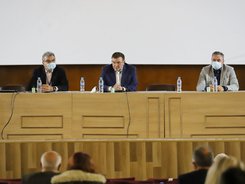 Министър Ангелов: В София ще бъдат разкрити допълнителни легла за пациенти с COVID-19, всички болници трябва да са в готовност 