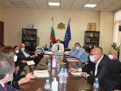 След среща при министъра на здравеопазването: БЛС и БФС изготвят указания за работа между общопрактикуващите лекари и фармацевтите