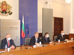 Д-р Кацаров: Единственият начин да избегнем трета вълна на COVID-19 е ваксинацията