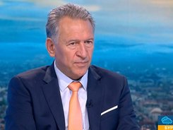 Министър Стойчо Кацаров: Противоепидемични мерки срещу COVID-19 вероятно ще бъдат въведени още от следващата седмица