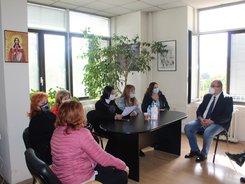 Министър Кацаров към сестрите: Не е честно да протестирате срещу нас