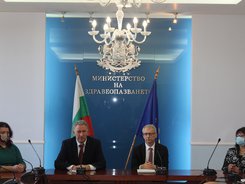 Mинистър Кацаров: Осигуряваме щадящи тестове, за да върнем децата от 1-ви до 4-ти клас в училище в най-кратки срокове