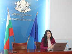 Здравни медиатори от цялата страна участваха в дискусия на тема „Разпространените сред уязвимите общности страхове и митове за ваксините и ваксинацията срещу COVID-19“, организирана в рамките на информационната кампания „+ мен“