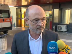 Здравният министър Асен Меджидиев: 34 души са настанени в столични болници след инцидента край софийското село Локорско