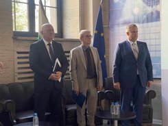 Отсъствията на учениците по медицински причини ще се извиняват по електронен път 
